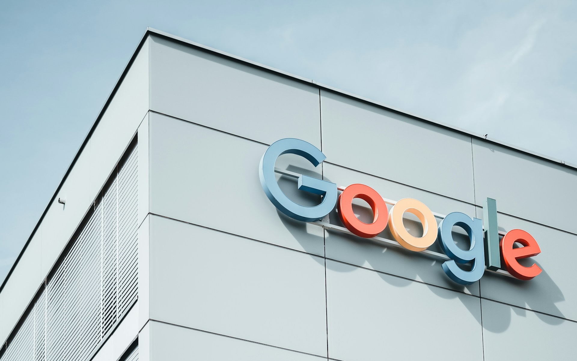 Quando Google Glass ha tentato di ridefinire la tecnologia indossabile