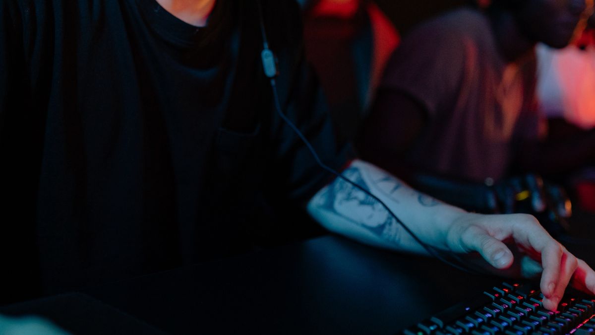 Sfruttamento 0-day: come ne approfittano gli hacker prima di tutti gli altri?