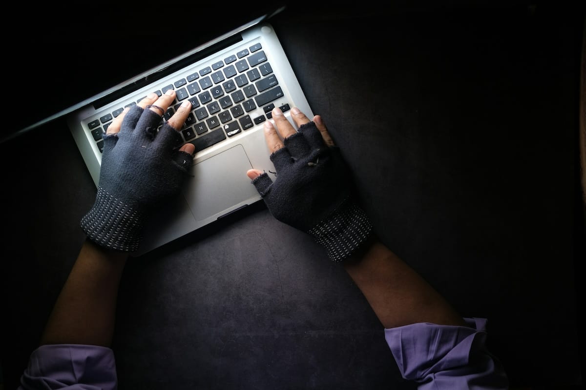 Tecniche di dirottamento dei siti istituzionali per promuovere offerte IPTV dubbie